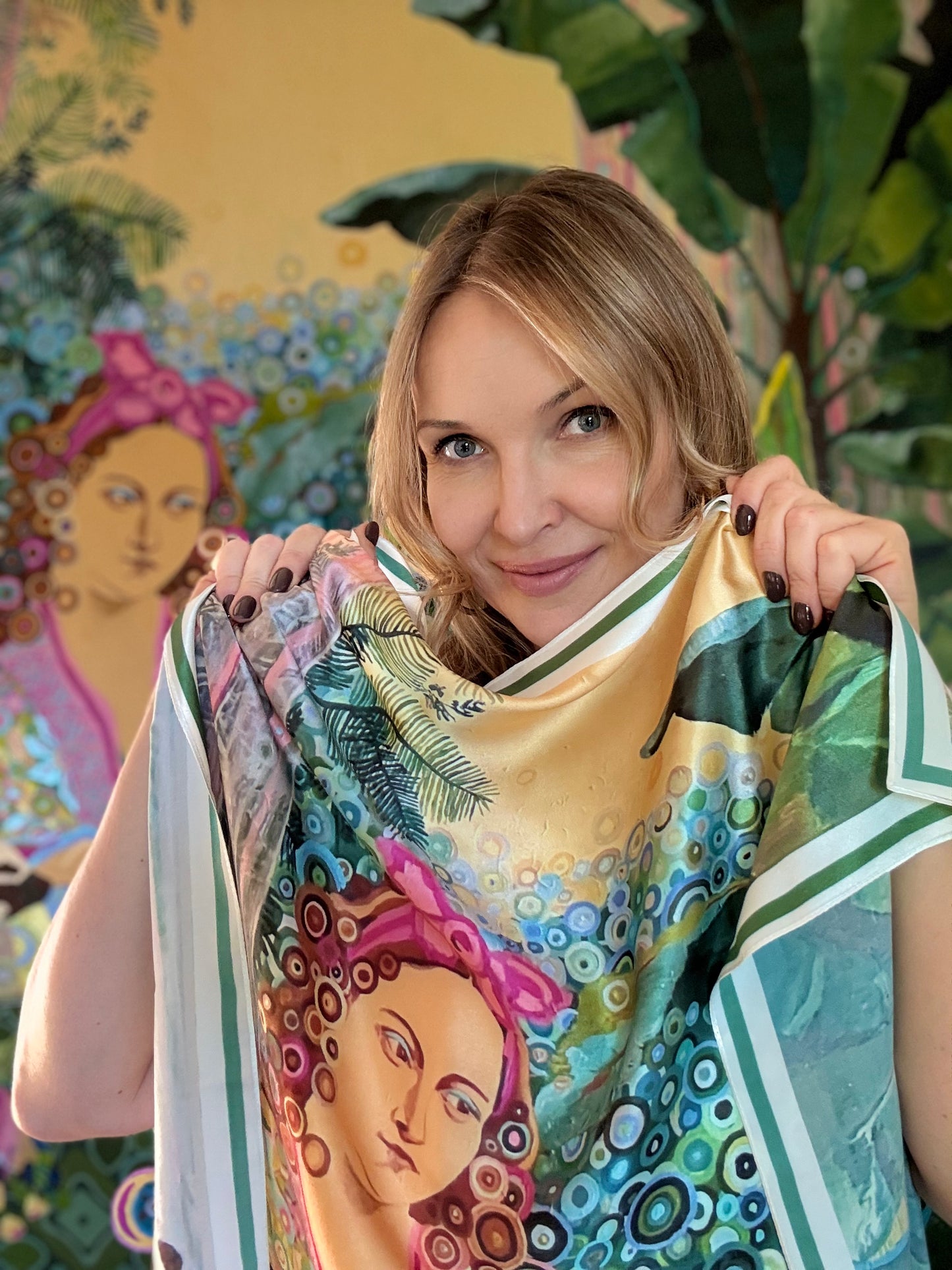 GOOD COMPANY — Art Silk Scarf (90×90 cm)